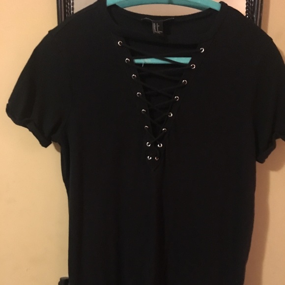 Over sized laced top - Picture 1 of 2